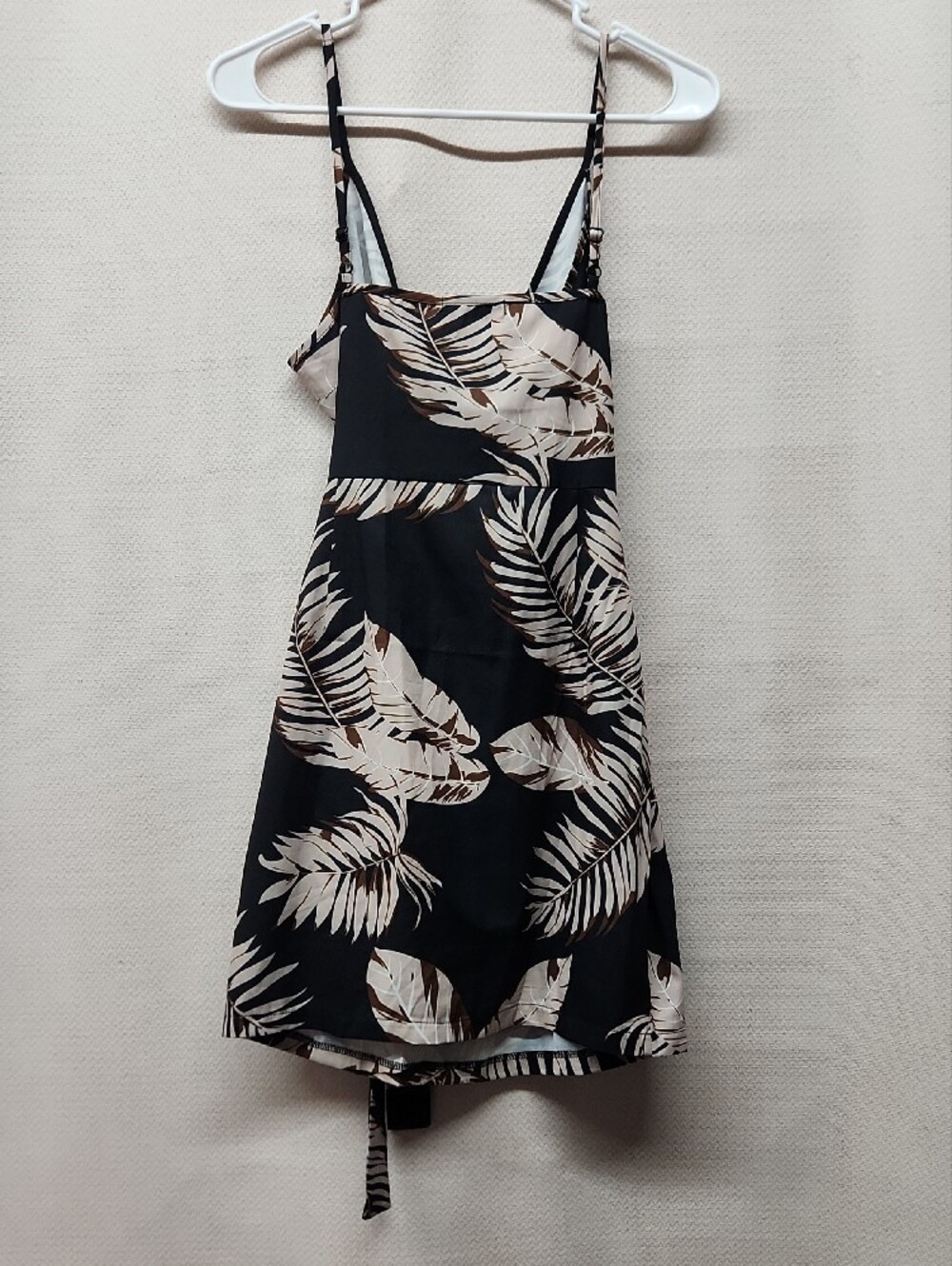 CHICME Black Tropical Leaf Wrap Mini Dress - Picture 3 of 3